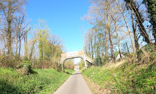 Aire camping-car Camping l'Hirondelle
